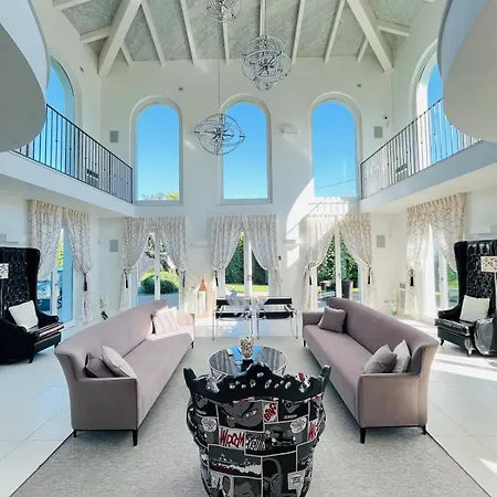 Villa Gym Pool - Dissccount - Check The What App From Photos !